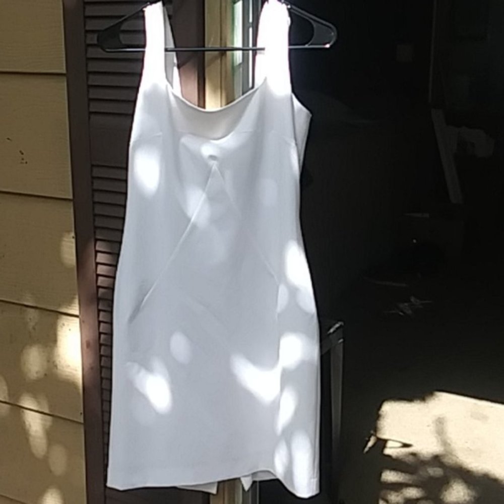 Size 10p Moda international white dress